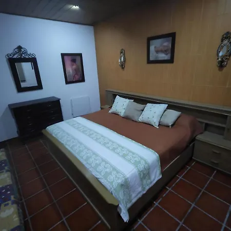 Casa Antiquada *
